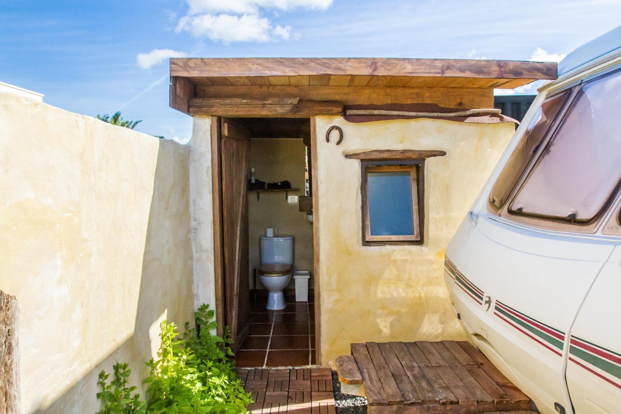 Caravan Apartment Tinajo Exterior photo